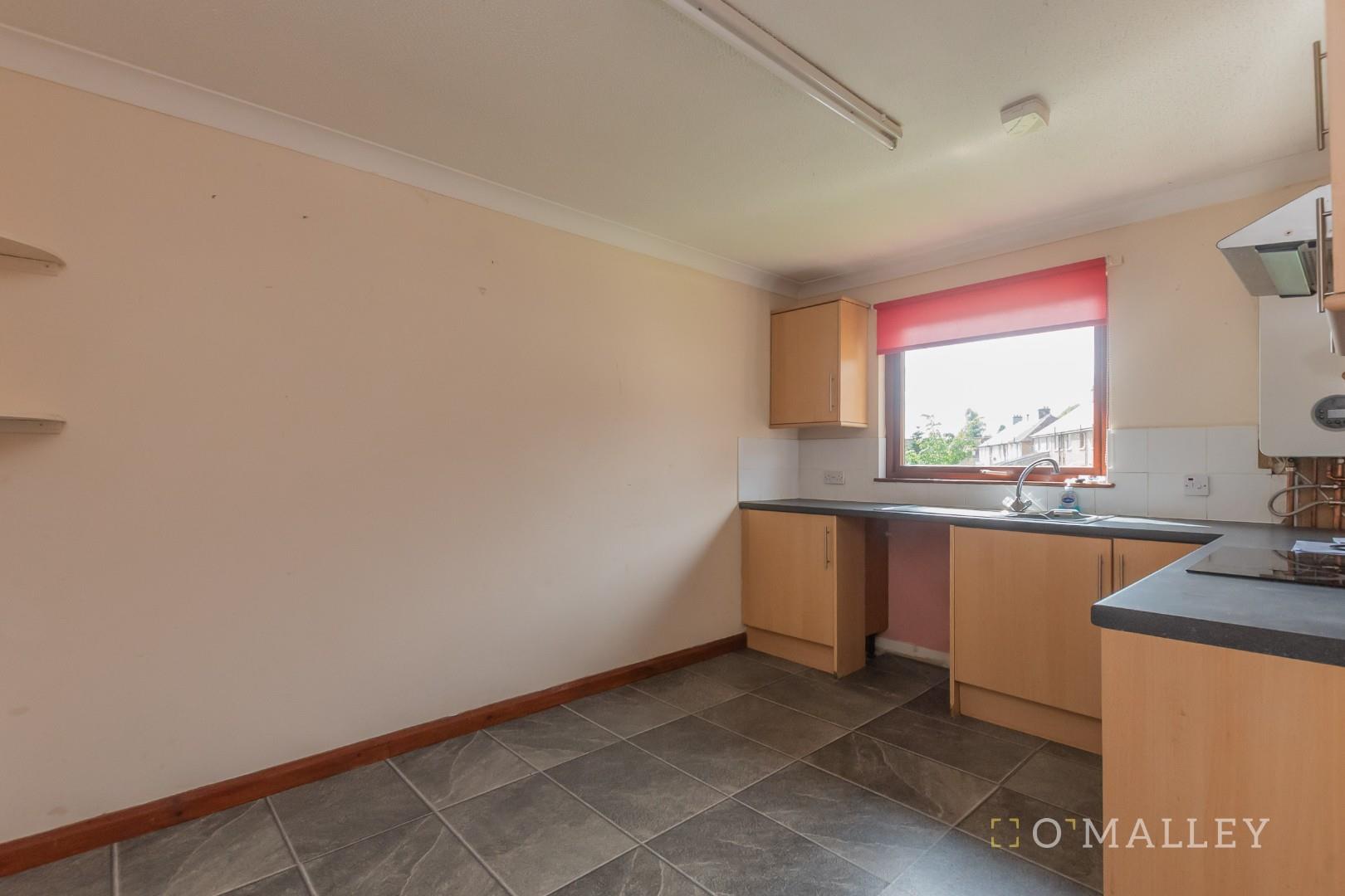 11. Kitchen 1.jpg